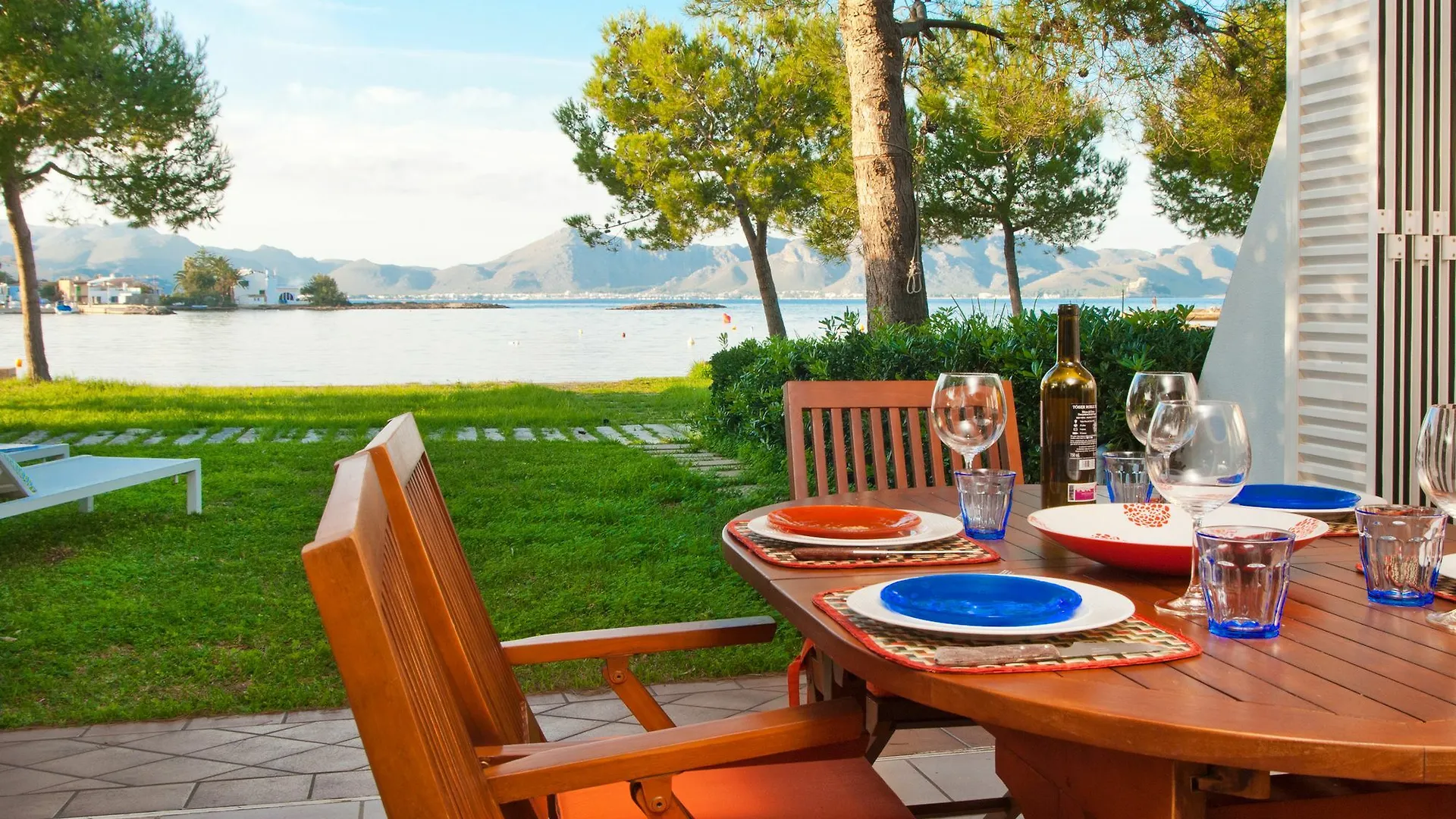 Contactos de Villa Barcares Breeze, frente a la Playa de Es Clot, Camp de Mar